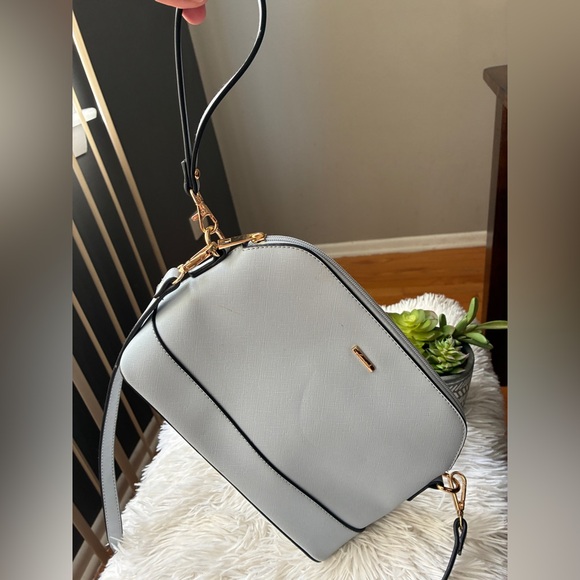 Lovevook Light Blue Crossbody Bag 🩵 - Picture 6 of 11